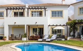 Coolhouses Luz, 3 Bed Linked House, Shared Pool, A Stone'S Throw Of The Sea, Casa Sirrah